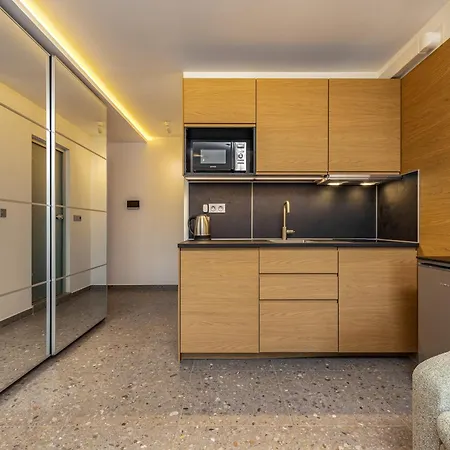 Appartamento Downtown Modern With Balcony By Flat Mаnager *