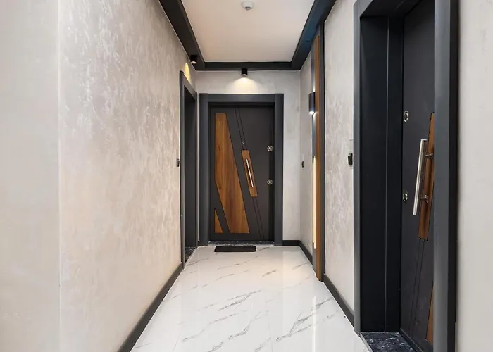 Downtown Modern With Balcony By Flat Mаnager 아파트